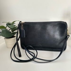Vintage Coach Basic Bag (#9455) Navy Bonnie Cashin era